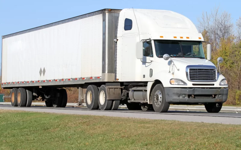Trasporto di macchinari cartotecnici a Bologna: guida operativa per stabilimenti grafici