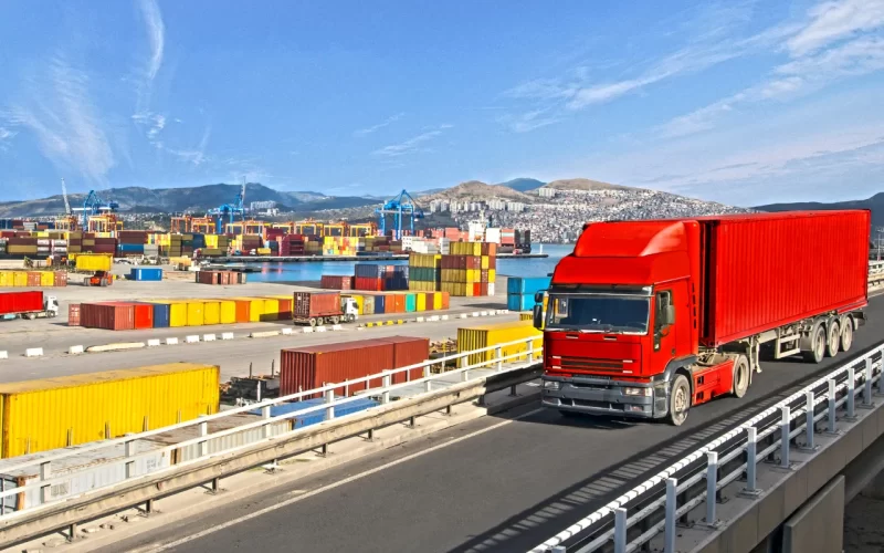 Checklist per scegliere un’azienda di trasporto merci internazionali a Padova